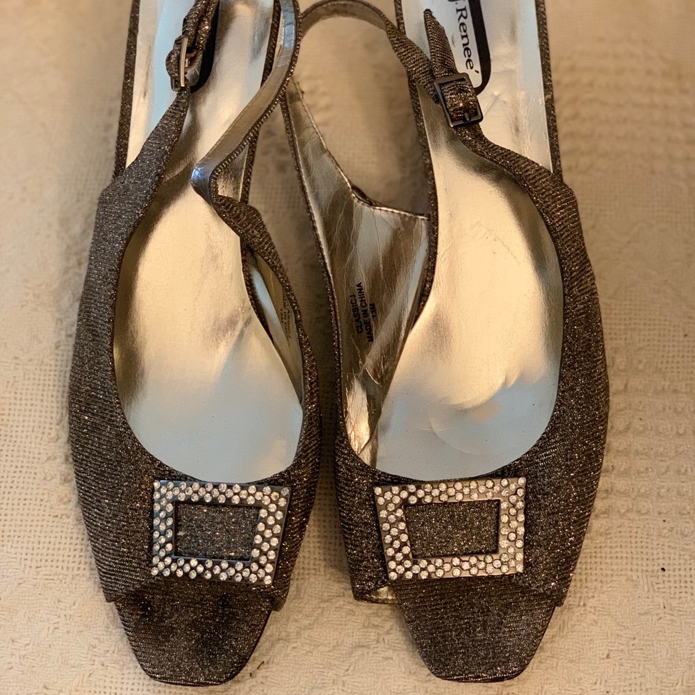 J Renee metallic  w/ rhinestone buckle